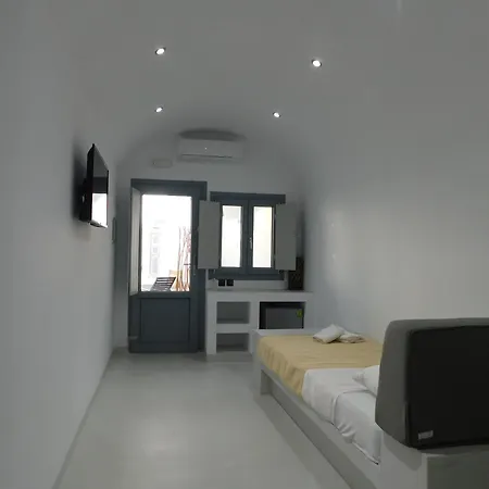 Caldera Suites *