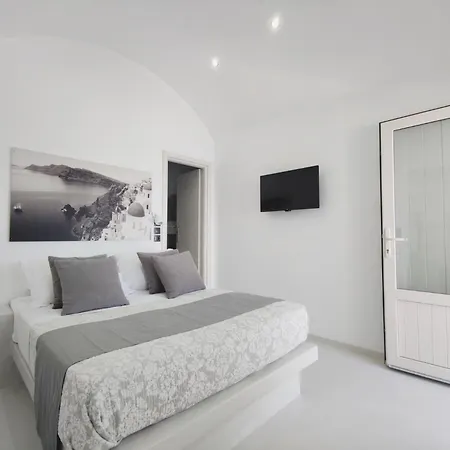 Caldera Suites Apartment